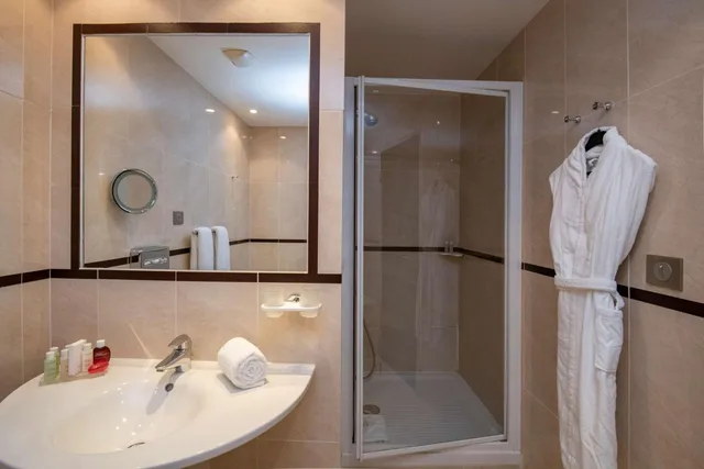 جناح جونيور بسريرين منفصلين مع أريكة، Hotel Le Mondial, BW Premier Collection 3/6