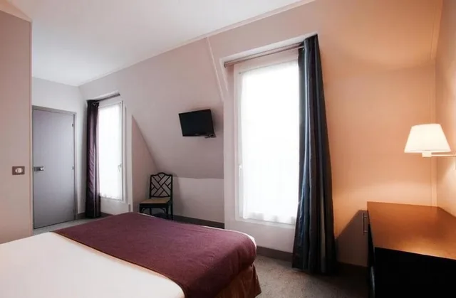غرفة سوبيريور بسريرين منفصلين، HOTEL SOPHIE GERMAIN 2/6