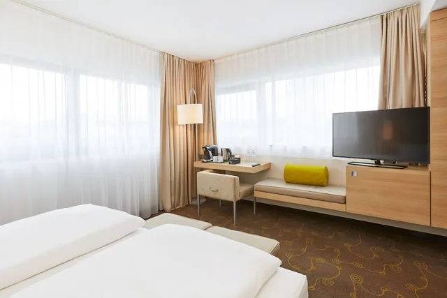 غرفة بزنس بسرير كينج، Hotel Salzburg-Hauptbahnhof 2/3