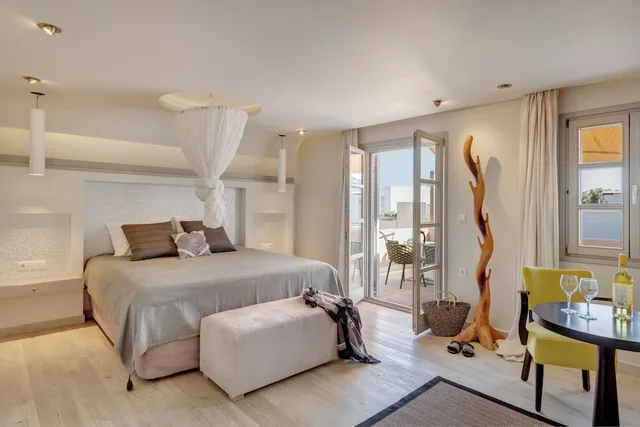 جناح بسرير كوين بغرفتين مع سرير سحّاب إضافي، Kouros Art Hotel - Adults Only 1/10