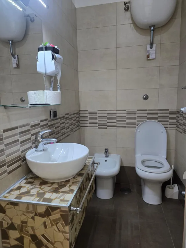 غرفة بسرير كوين، B&B Nazionale 8/8