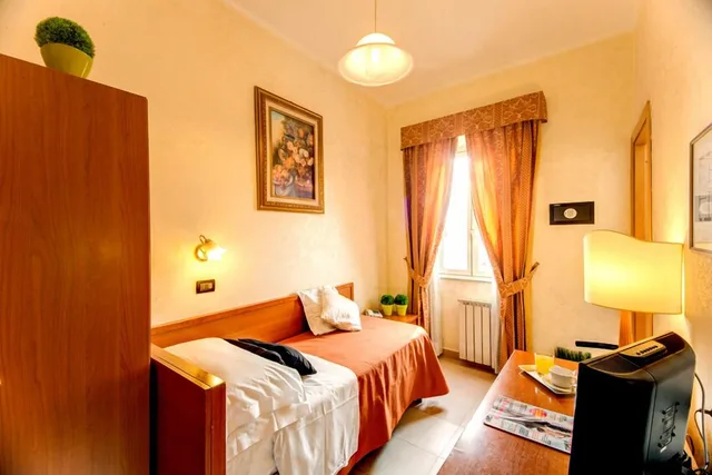غرفة مفردة، Hotel Parker Roma 8/15