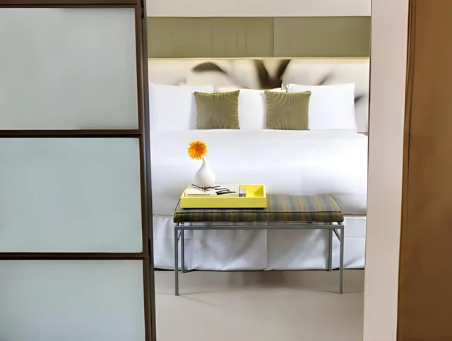 غرفة مفردة بسرير كوين، The Shoreham Hotel 2/2