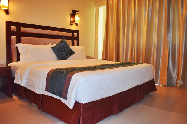 غرفة ديلوكس بسرير كينج، Golden Phoenix Hotel Boracay 4/10