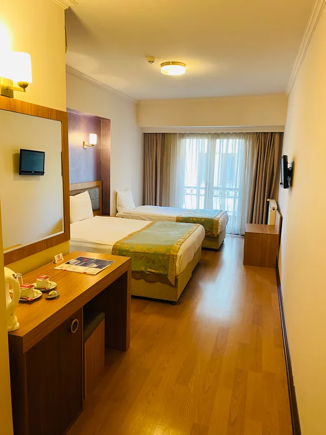 غرفة قياسية ثلاثية بسرير مزدوج، Grand Anzac Hotel 1/2