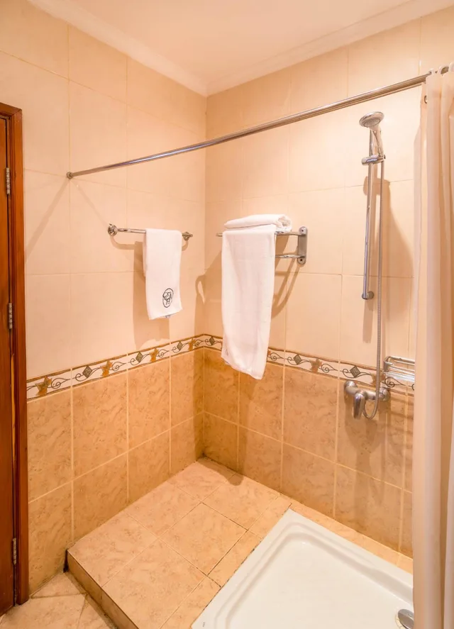 Studio, Gold Crest Hotel Arusha 4/6