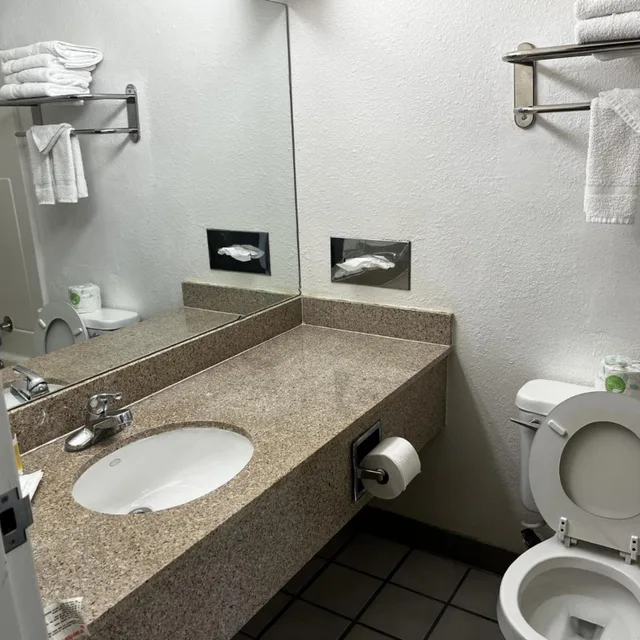 غرفة بسريرين كوين، Budget Inn Laramie (Ex Ramada) 6/10