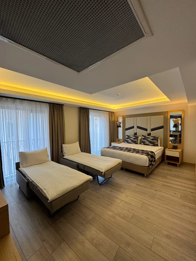 غرفة رباعية، Downtown Sirkeci Hotel 1/4
