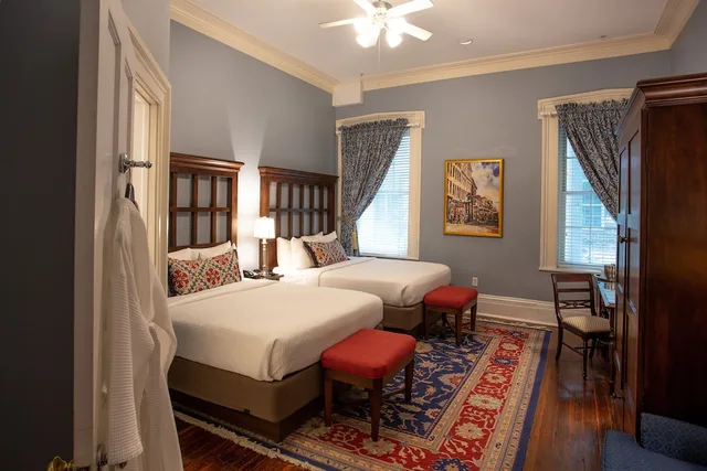 Superior, 2 Queen Beds, The Marshall House 4/6