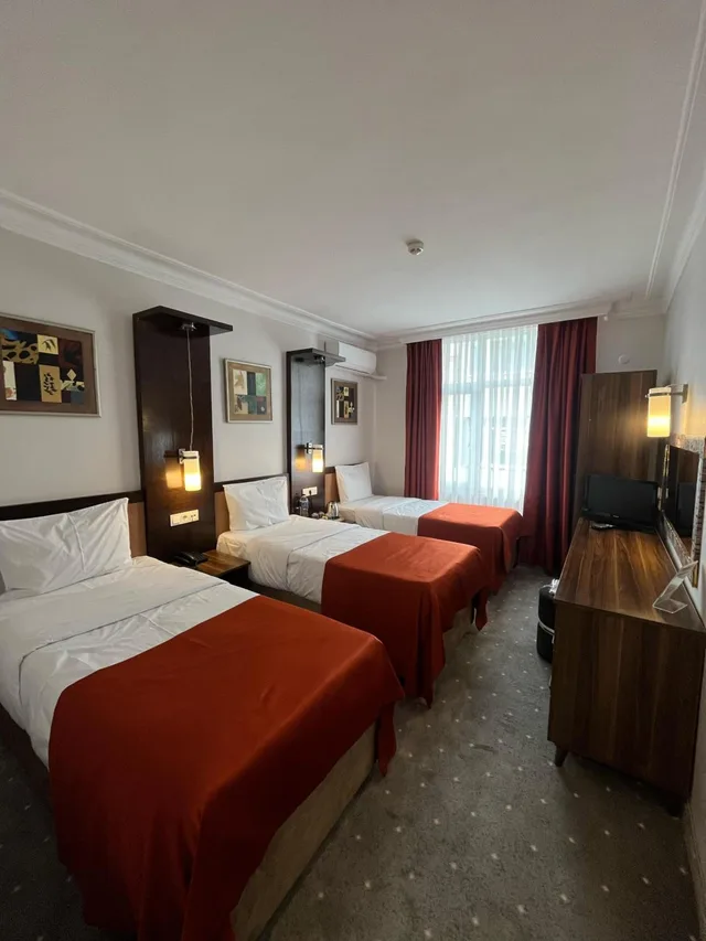 غرفة قياسية ثلاثية، Topkapi Hotel 2/7