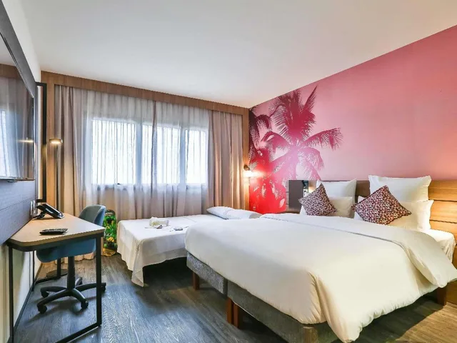 غرفة عائلية بسريرين كوين مع أريكة مع أريكة، Novotel Sorocaba 2/10