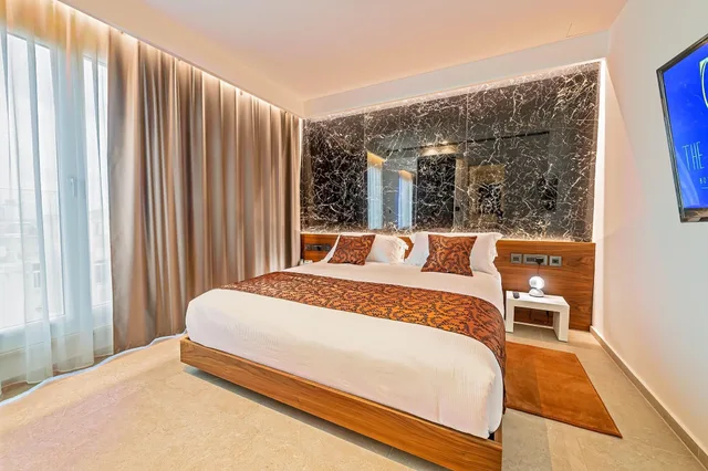 جناح ديلوكس بإطلالة على البحر، The Capital Boutique Hotel Valletta 1/5