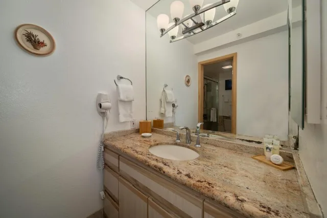 2 Bedrooms, Ocean Front, 1.5 Bathrooms، Royal Kahana Maui by OUTRIGGER 10/10