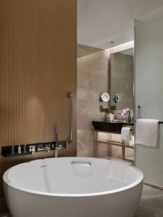 غرفة بسرير كينج، Hilton Shanghai Songjiang Guangfulin 5/7