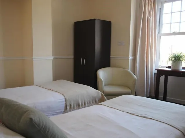 غرفة قياسية بسريرين منفصلين، Central Hotel 4/8