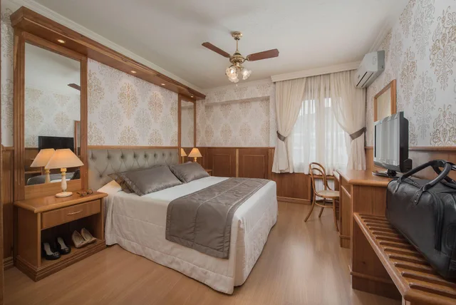 جناح، Hotel Serrazul Distributed by Intercity 1/2