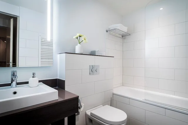 شقة بسرير كوين وسريرين منفصلين بغرفتي نوم مع أريكة، Citadines Arnulfpark Munich 11/12