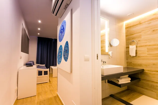 شقة سوبيريور بسريرين منفصلين بشرفة بغرفة نوم واحدة مع أريكة، Apartamentos Sal Rossa 6/6