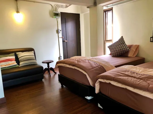 Superior, Twin Beds, Huenphen House And Cafe' 1/2