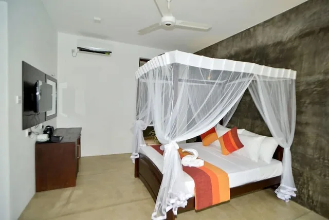 غرفة قياسية بإطلالة على المسبح، Olanro Hotel 3/4