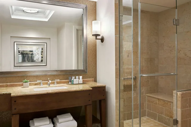 غرفة فاخرة، JW Marriott San Antonio Hill Country Resort & Spa 2/2