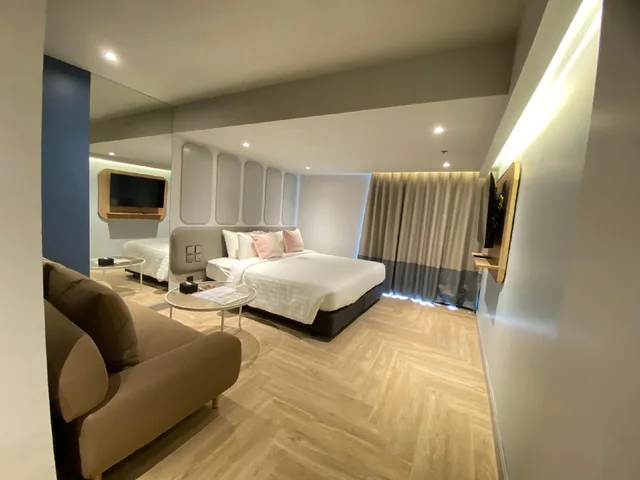 Adjoining, King and Twin Beds، The Quarter Hotel Ladprao 1/1