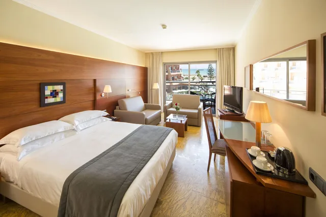 غرفة عائلية بسرير مزدوج، Protur Roquetas Hotel & Spa 2/4