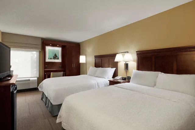 Standard, 2 Double Beds, Hampton Inn Ft Lauderdale-Cypress Creek 2/8