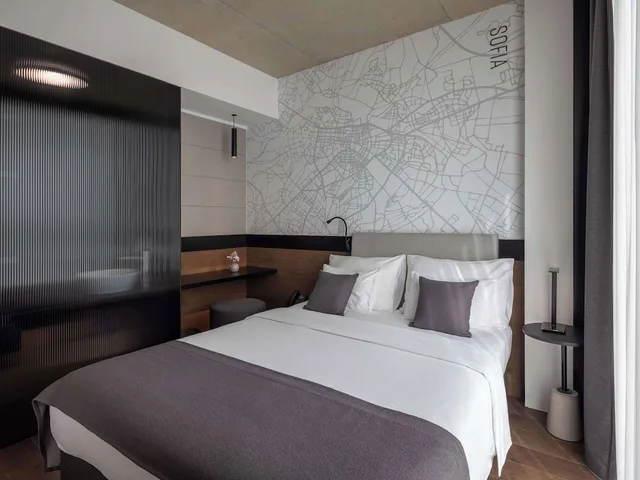 غرفة ديلوكس بسرير مزدوج، Movenpick Zagreb 5/9