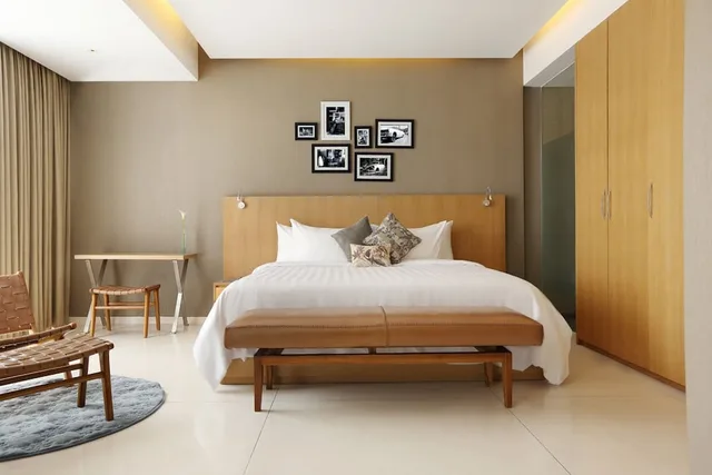 Suite, King Bed, Ossotel Legian Bali 1/5