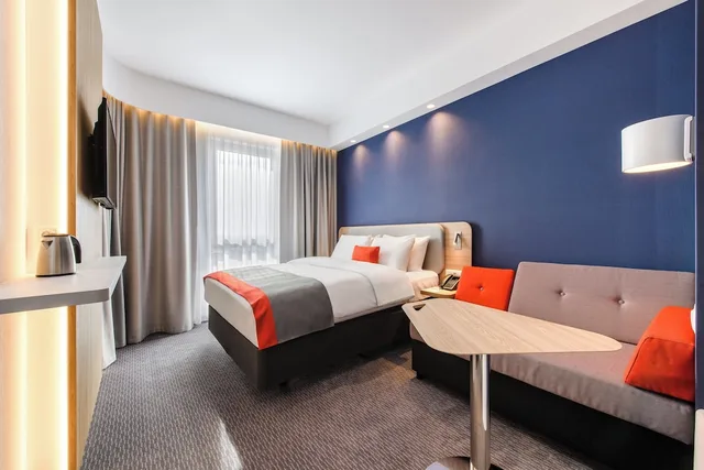غرفة قياسية بسرير كينج، Holiday Inn Express Rzeszow Airport 6/10