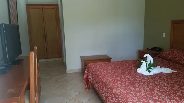 غرفة ديلوكس بسرير مزدوج بجاكوزي، New Garden Hotel 1/4