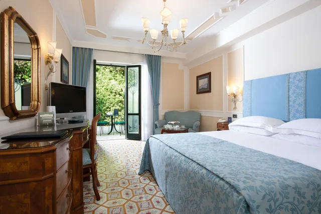 غرفة أساسية بسرير مزدوج، Grand Hotel Royal 1/3