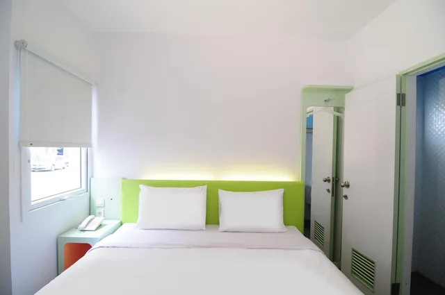 غرفة قياسية بسرير كينج، Swift Inn Aeropolis Jakarta 2/7