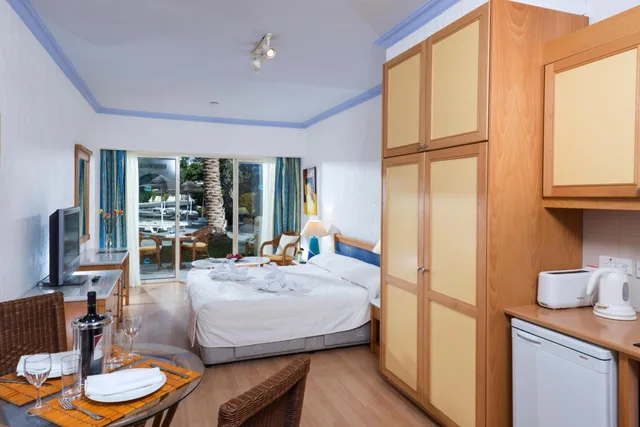 استوديو بسريرين منفصلين، Paphos Gardens Holiday Resort 1/2