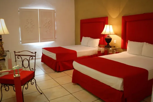 غرفة قياسية بسرير مزدوج، Hotel Zar Los Mochis 1/3