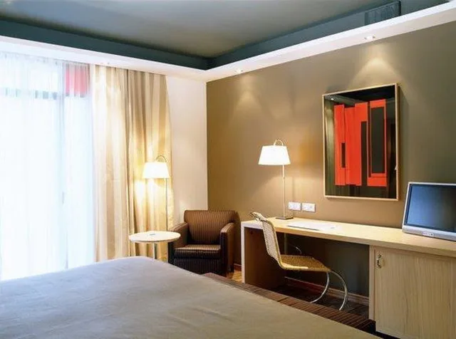 غرفة قياسية بسرير كينج، Hotel Jazz 4/10