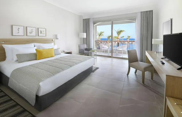 غرفة سوبيريور بسرير مزدوج أو سريرين منفصلين بإطلالة على المسبح والبحر، JAZ Costa Mares – Adults only +16 1/1
