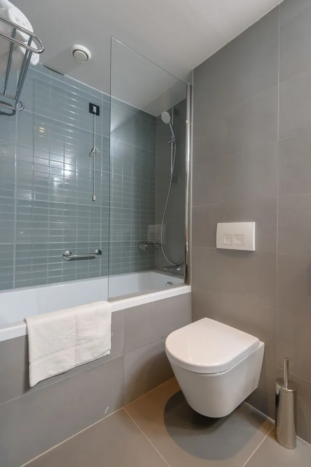 جناح سوبيريور بسرير كينج مع أريكة، Hotel Kolovare 3/4