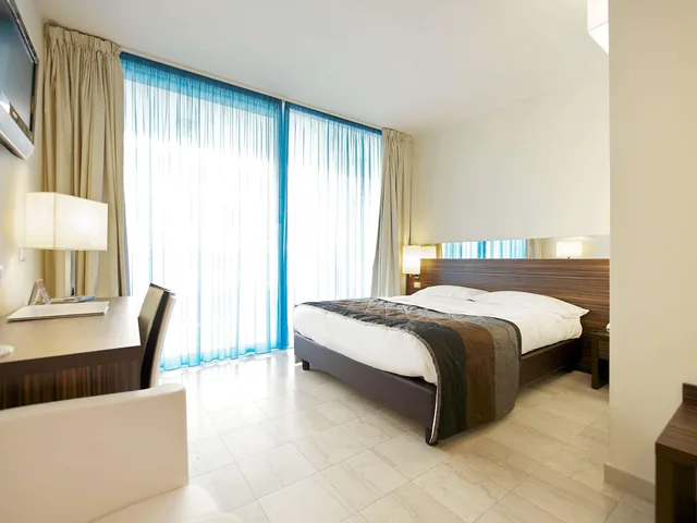Privilege, Sea Front, Terrace، MERCURE RIMINI LUNGOMARE 4/7