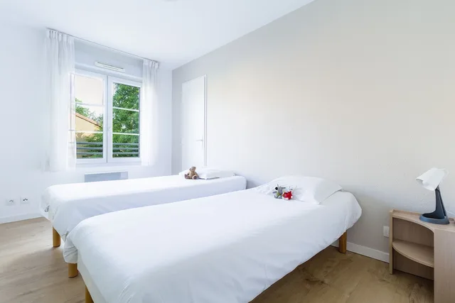 شقة بسريرين منفصلين بغرفتي نوم مع أريكة، Garden City Lyon Lissieu 4/5