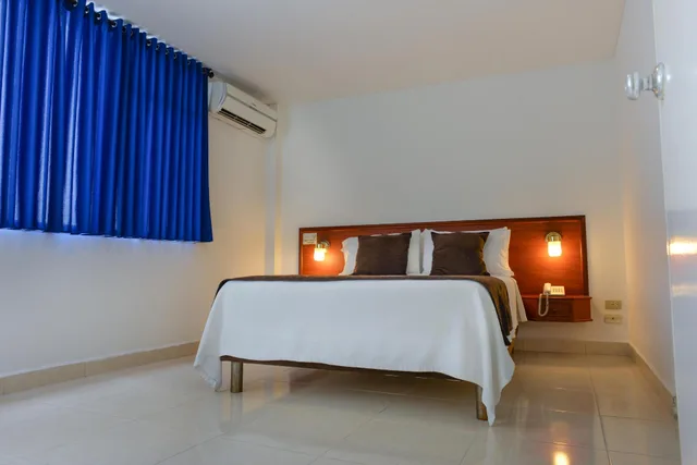 جناح جونيور، Thama Hotel 2/4
