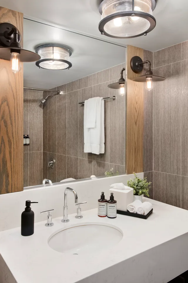 Ramble, Standard, King Bed، Continuum Hotel 2/2