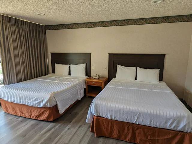 غرفة داخلية بسريرين كوين، Valley Inn 5/9