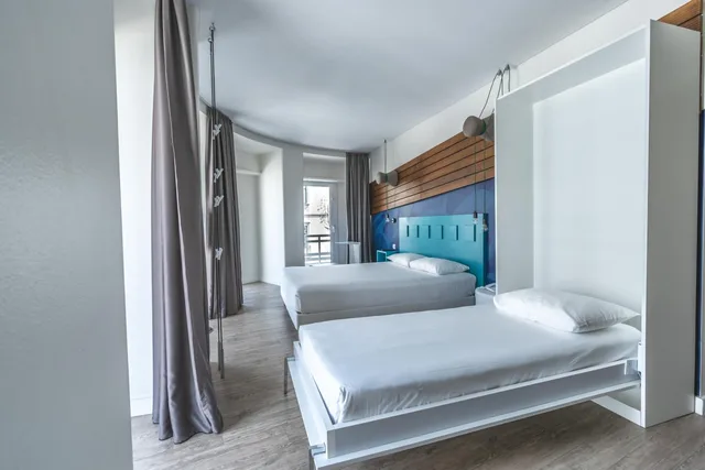 Room, Triple, 1 Double and 1 Single Bed, ibis Styles Lisboa Centro Liberdade NE 4/10