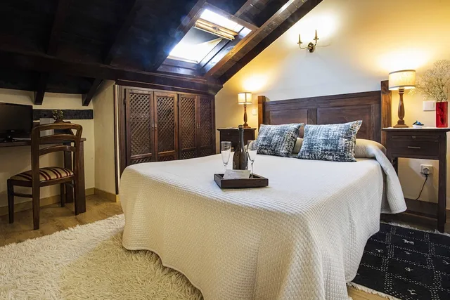Economy, Double Bed, Attic، La Casona de Tresgrandas 1/8