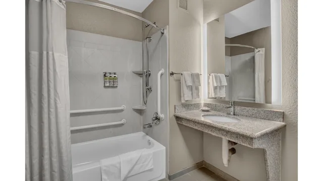 جناح استوديو بسرير كوين لذوي الإعاقة، Staybridge Suites Salt Lake-West Valley City 5/5
