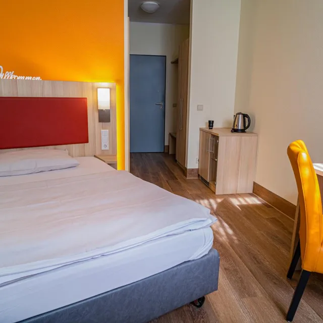 Standard, Single, Hotel Am Stadtpark Hilden 8/15