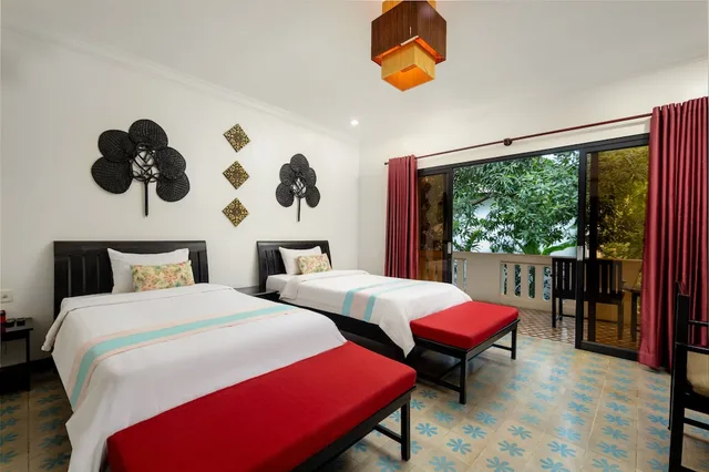 غرفة ديلوكس بسريرين منفصلين بإطلالة على المسبح، La Residence WatBo Hotel 5/10