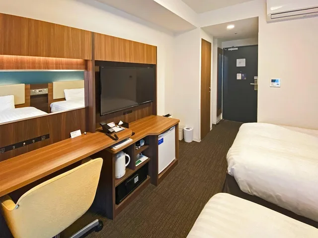 Room, Twin Beds, Sofa, Comfort Hotel Sapporo Susukino 7/9